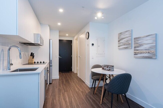 1350 Boul. René-Lévesque O in Montréal, QC - Building Photo - Building Photo