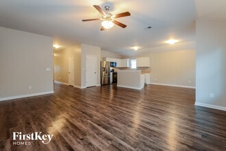 771 Deerwood Dr in Pell City, AL - Building Photo - Building Photo