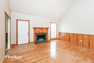 428 Arrowhatchee Dr in Winder, GA - Foto de edificio - Building Photo