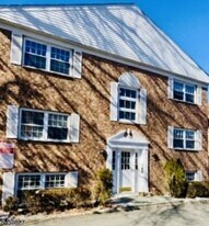 48-50-50 Elm St in Morristown, NJ - Building Photo