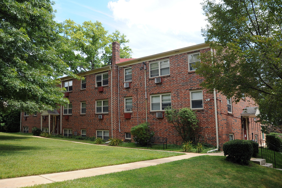 Terrace Manor Apartments in West Chester, PA - Building Photo