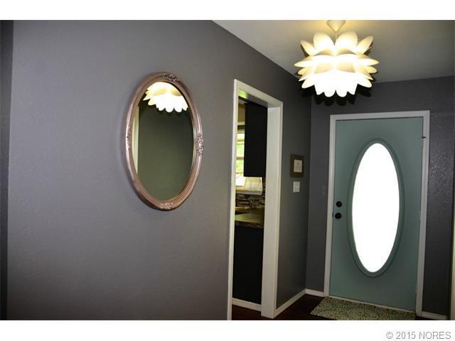 9427 Magnolia Wood Dr in Claremore, OK - Building Photo - Building Photo