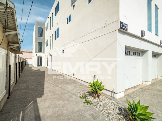 3757 Dalton Ave