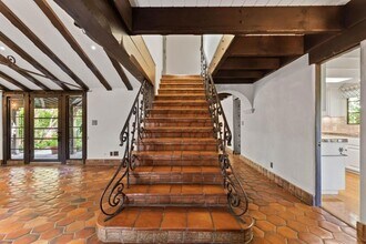 1111 Hamilton Ave in Palo Alto, CA - Foto de edificio - Building Photo