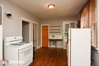2022 W Wabansia Ave in Chicago, IL - Building Photo - Building Photo