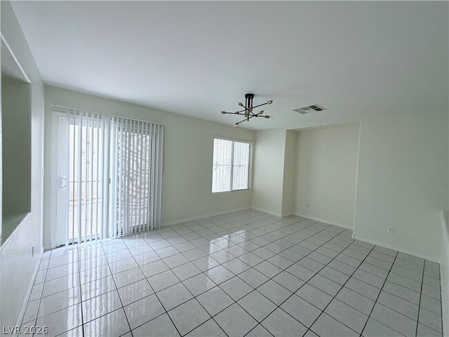 7290 Linaria Rd in Las Vegas, NV - Building Photo - Building Photo