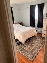 10 Knox Ave in Bangor, ME - Foto de edificio - Building Photo