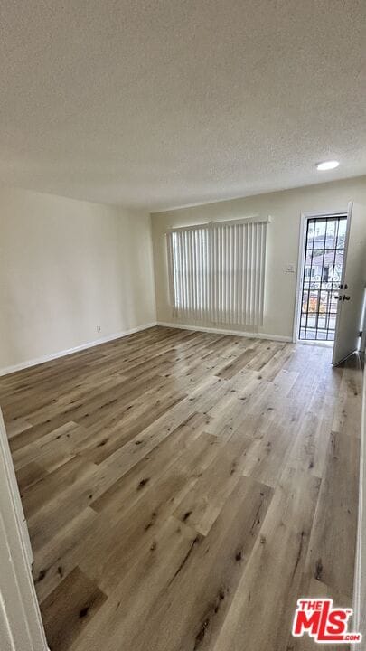 626 E Fairview Blvd in Inglewood, CA - Building Photo - Building Photo