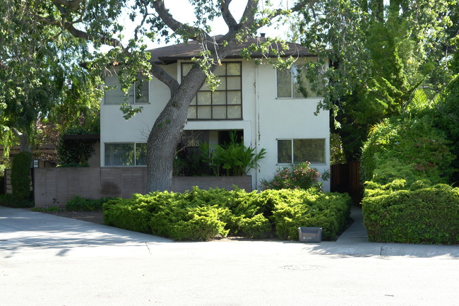 352 Waverly St in Menlo Park, CA - Foto de edificio - Building Photo