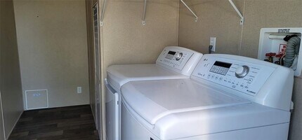 28625 Clay Rd in Katy, TX - Building Photo - Building Photo