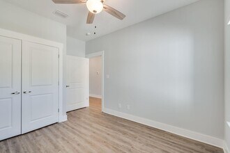 170 Bradford Ct in Freeport, FL - Foto de edificio - Building Photo