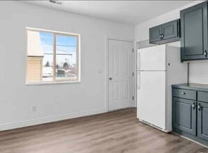 574 E 300 S in Payson, UT - Foto de edificio - Building Photo