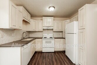 2112 Boston Terrace in Colorado Springs, CO - Building Photo - Building Photo