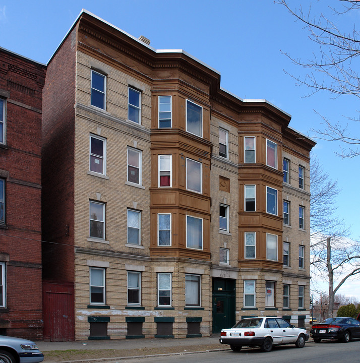 The Amelia in Holyoke, MA - Building Photo