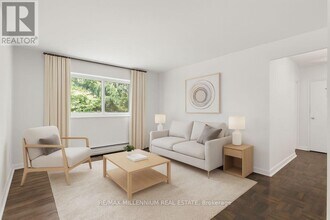 508 Dawes Rd in Toronto, ON - Building Photo - Building Photo