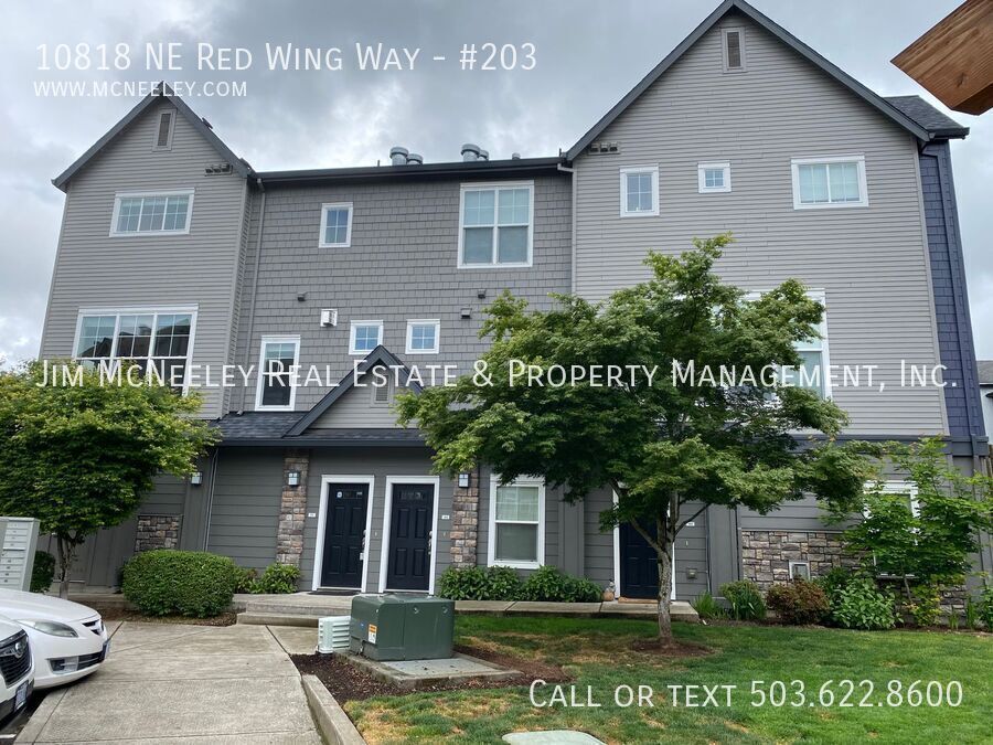 10818 NE Red Wing Way in Hillsboro, OR - Building Photo