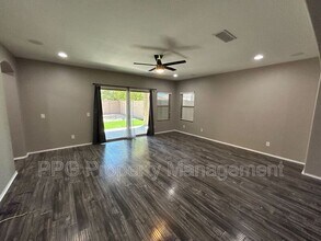 17531 W Fetlock Trl in Surprise, AZ - Building Photo - Building Photo