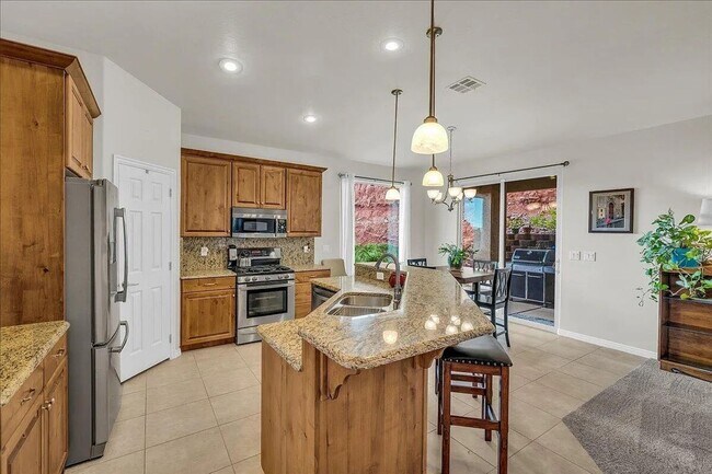 1668 Lakota Dr in Saint George, UT - Building Photo - Building Photo