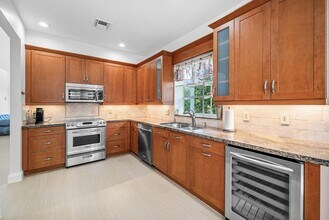 5855 NW 42nd Way in Boca Raton, FL - Building Photo - Building Photo