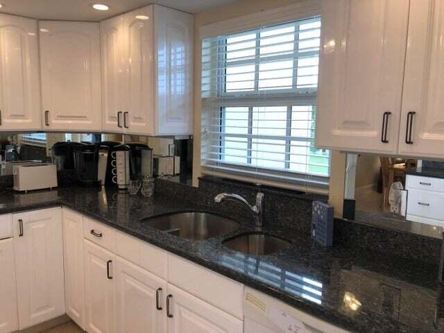 145 Atlantis Blvd in Atlantis, FL - Building Photo - Building Photo