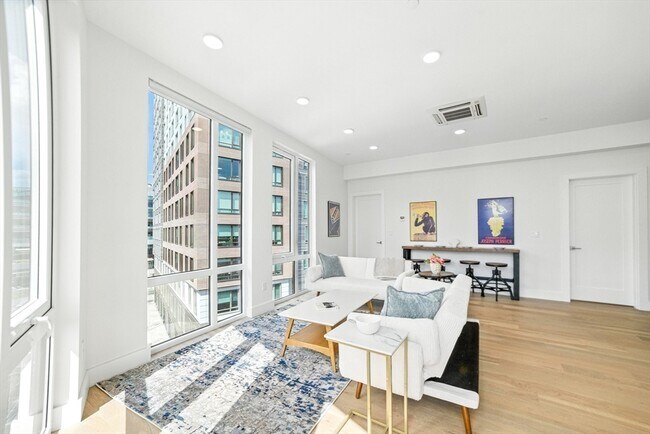 38 Hichborn St in Boston, MA - Foto de edificio - Building Photo