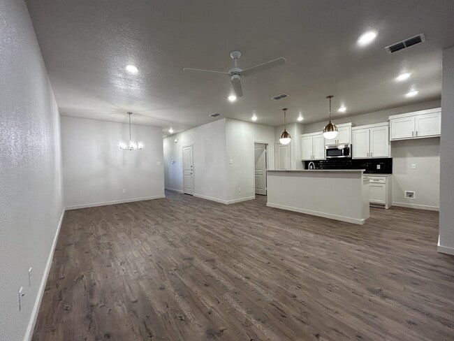 10921 Abbeville Ave in Lubbock, TX - Building Photo - Building Photo