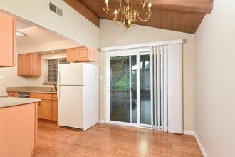 2092-2094 Donald Dr in Moraga, CA - Building Photo - Building Photo