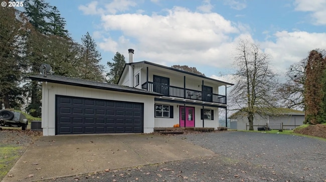 31095 SW 5th St in Lebanon, OR - Building Photo - Building Photo