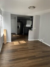 44 Lincoln St in Elmont, NY - Building Photo - Building Photo