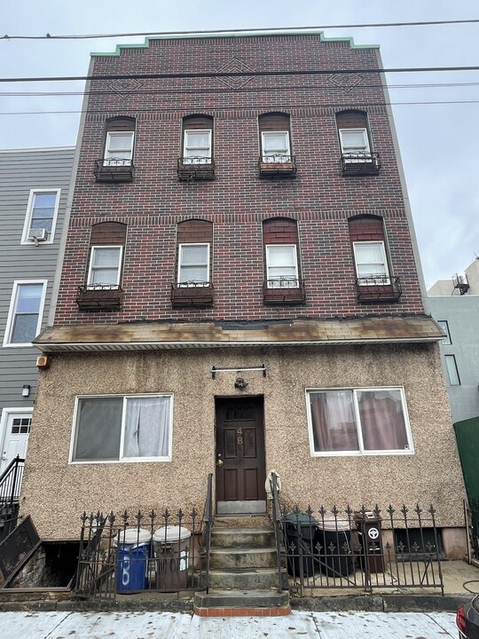 48 Monitor St in Brooklyn, NY - Building Photo