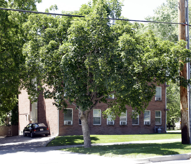 Ivy House Apartments in Salt Lake City, UT - Building Photo - Building Photo