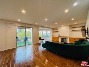 2111 S Beverly Glen Blvd in Los Angeles, CA - Building Photo - Building Photo