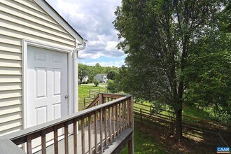 206 Buttercup Ln in Charlottesville, VA - Building Photo - Building Photo