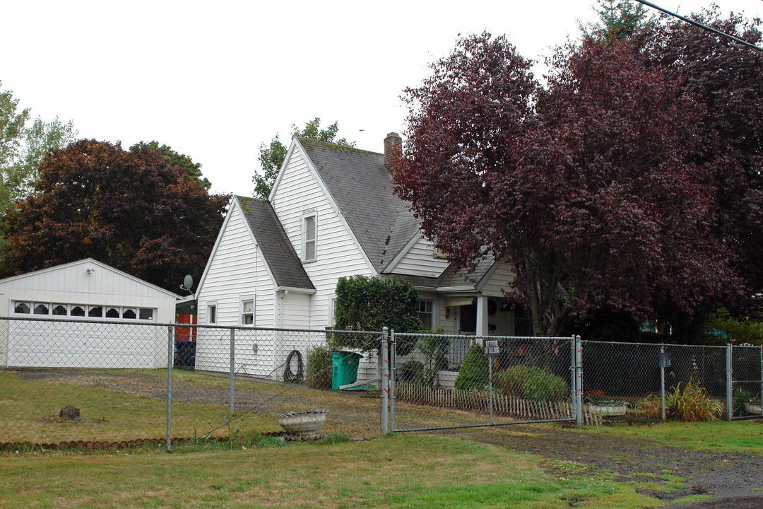 4336 NE Sumner St in Portland, OR - Building Photo