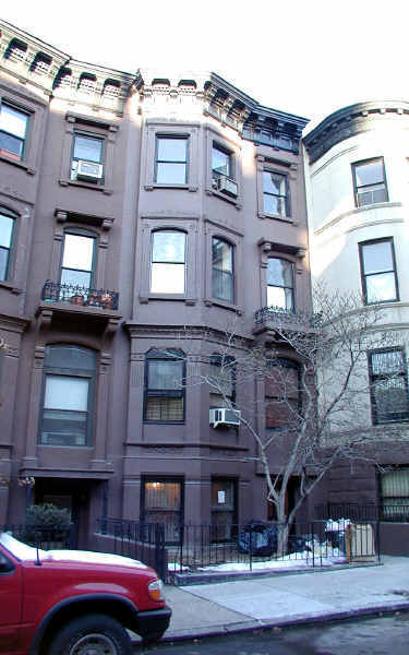 217 Saint Johns Pl in Brooklyn, NY - Building Photo