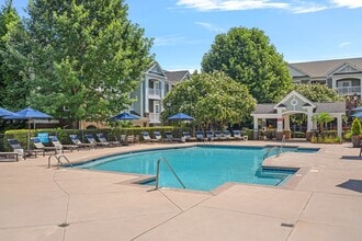 Hawthorne at the Greene in Charlotte, NC - Foto de edificio - Building Photo