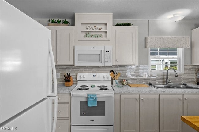 property at 1747 Beverly Dr