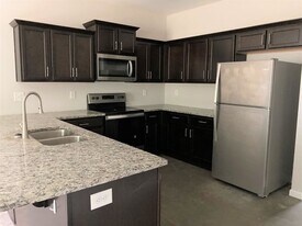 767 Monroe St in Clarksville, TN - Building Photo