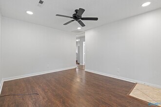 1306 Oshaughnessy Ave NE in Huntsville, AL - Building Photo - Building Photo