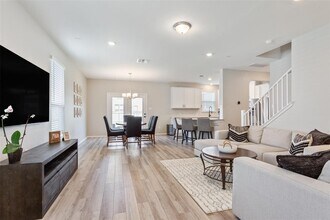 213 Sweet Autumn Dr in Georgetown, TX - Building Photo - Building Photo