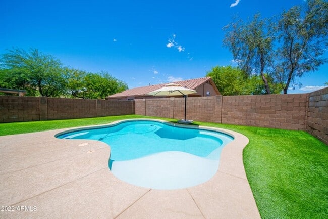 2420 W Cordia Ln in Phoenix, AZ - Building Photo - Building Photo