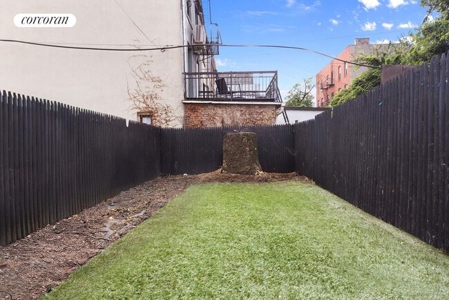 1136 Herkimer St in Brooklyn, NY - Building Photo - Building Photo