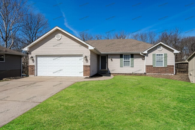 property at 2108 N Lazy Branch Rd