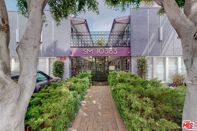 property at 10333 Santa Monica Blvd