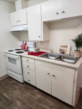 Wisteria Walk in Lakewood, WA - Building Photo - Building Photo