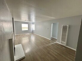 3916 McGlothen Way in Richmond, CA - Building Photo
