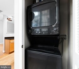 1701 16th St NW, Unit 123 in Washington, DC - Building Photo - Building Photo