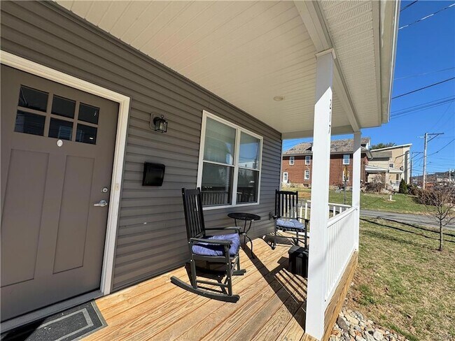 217 Kichline Ave in Hellertown, PA - Building Photo - Building Photo