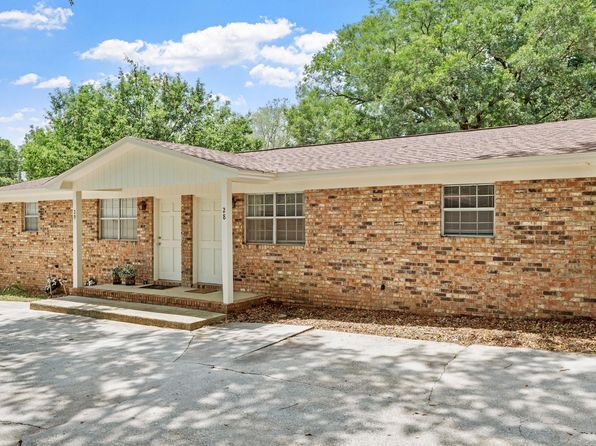 Bennett Apartments in Pensacola, FL - Building Photo - Building Photo