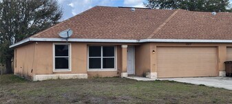 3309 Meadow Rd in Lehigh Acres, FL - Building Photo